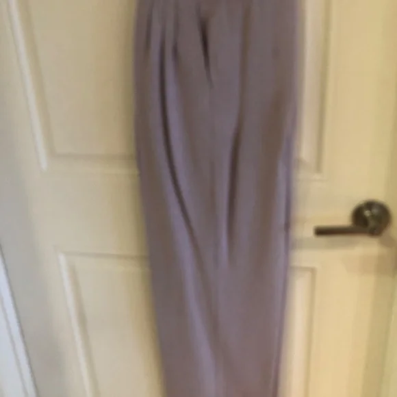 Absolutely gorgeous St. John 3 piece pants suit in light purple - Picture 10 of 12